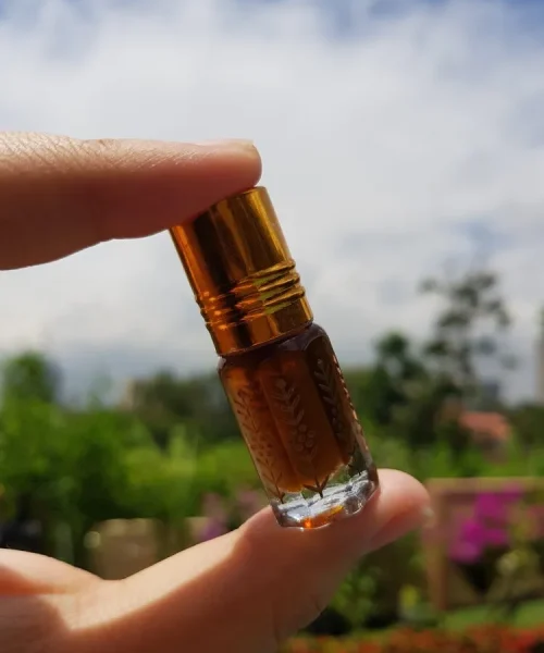Oud Oil (5)